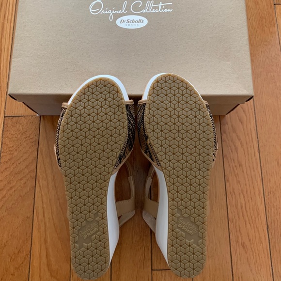 Dr. Scholl's Original Collection Platform Sandals - Picture 9 of 10